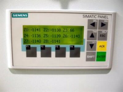 Operator panel with display of lifting heights