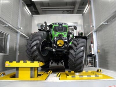 Photo Vehicle lifting platform