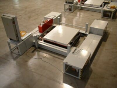 Figure Heavy-duty transporter sizing more than 10 tons