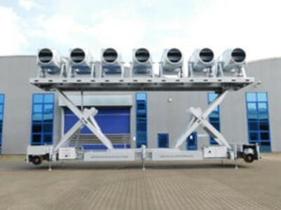 Figure Heavy-duty transporter sizing more than 10 tons