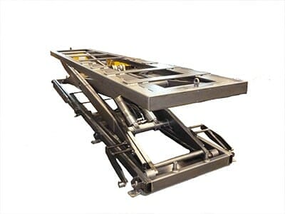 Lifting table for hot area