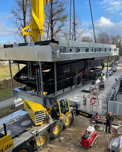 Montage und Inbetriebnahme bei Ihnen Vor-Ort des Autolift