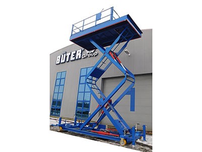 Verfahrbare Hubarbeitsbühne