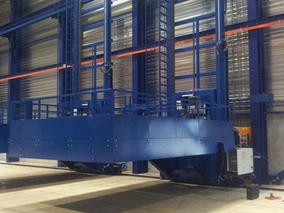 Verfahrbare Hubarbeitsbühne