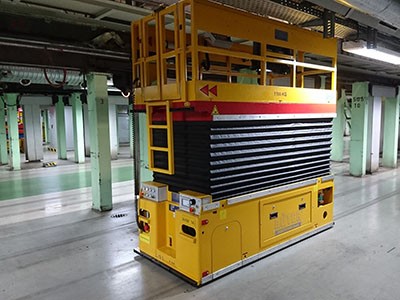 Verfahrbare Hubarbeitsbühne