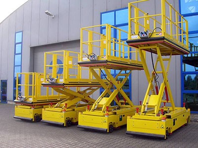 Verfahrbare Hubarbeitsbühne